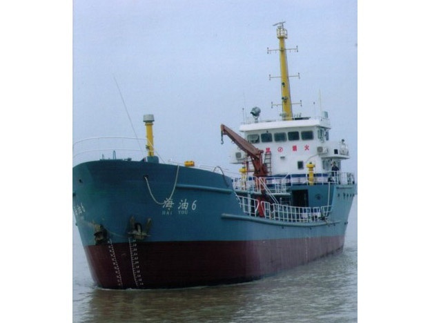 600吨沿海加油船
